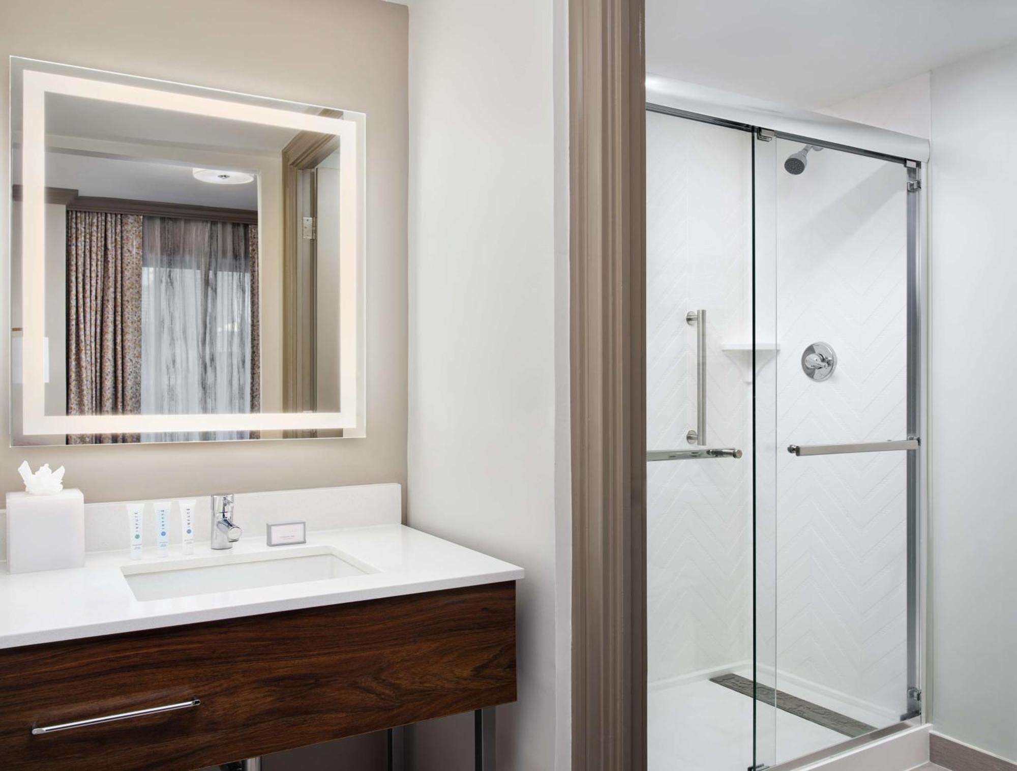 Hampton Inn & Suites New Orleans Canal St. French Quarter المظهر الخارجي الصورة